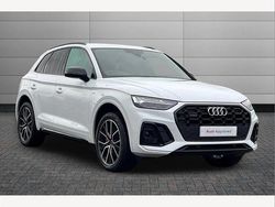 White Used 2023 Audi Q5 Comfort SUV | £36,995 (Good price)