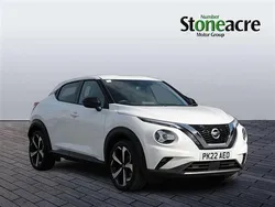 White Used 2022 Nissan Juke Tekna SUV | £15,990 (Fair price)