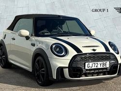 White Used 2022 Mini Cooper S Sport Hatchback | £20,750 (A bit pricey)
