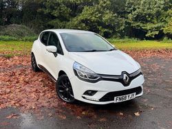 White Used 2018 Renault Clio IV Play Hatchback | £6,695 (Fair price)