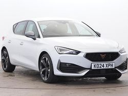 Glacial white Used 2024 Cupra Leon Hatchback | £19,640 (Fair price)