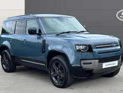 Used 2025 Land Rover Defender SE Dynamic SUV | £64,429 (A bit pricey)