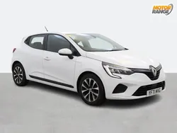 White Used 2021 Renault Clio V Iconic Hatchback | £11,195 (Good price)