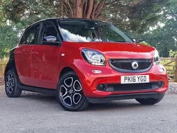 Red Used 2016 Smart ForFour Premium Hatchback | £9,000 (Fair price)