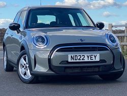 Moonwalk grey Used 2022 Mini Cooper Classic Hatchback | £15,490 (Good price)