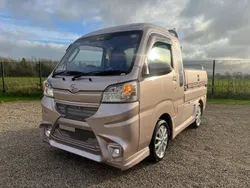 Rose pink Used 2019 Daihatsu Hijet MPV | £17,999