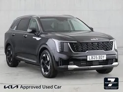 Black New 2025 Kia Sorento 3 SUV | £43,982 (Fair price)