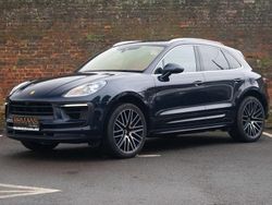 Blue Used 2022 Porsche Macan SUV | £61,995 (Expensive)