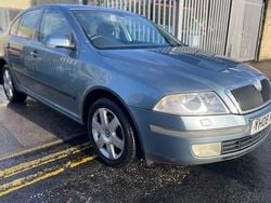 Grey Used 2008 Skoda Octavia Elegance Hatchback | £1,495 (Good price)