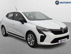 Used 2025 Renault Clio V Evolution Hatchback | £15,499 (Good price)