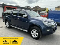 Blue Used 2015 Isuzu D-Max Pickup | £11,999 (Fair price)