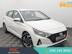 White Used 2021 Hyundai i20 SE Hatchback | £11,999 (Fair price)