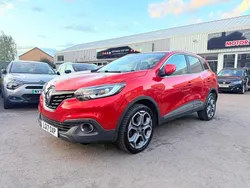 Red Used 2017 Renault Kadjar Dynamique SUV | £10,775 (Fair price)