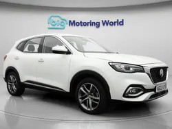 White Used 2022 MG HS Exclusive SUV | £16,000 (Fair price)