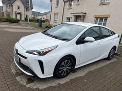 White Used 2022 Toyota Prius Business Edition Hatchback | £16,995 (Good price)