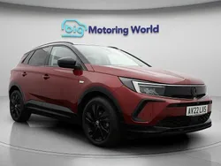 Red Used 2022 Vauxhall Grandland X SRi SUV | £14,700 (Fair price)