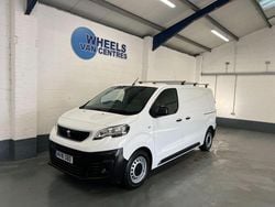 White Used 2018 Peugeot Expert Van | £8,390 (Good price)
