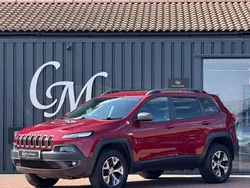 Red Used 2015 Jeep Cherokee Trailhawk SUV | £11,990