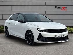 White Used 2023 Vauxhall Astra GSe Hatchback | £19,195 (Fair price)
