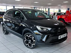 Diamond black Used 2024 Vauxhall Crossland Ultimate SUV | £17,289 (Fair price)