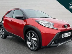 Chilli red bitone (pearlescent paint) Used 2022 Toyota Aygo Hatchback | £13,903 (Fair price)