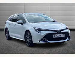 White Used 2023 Toyota Corolla Sport Estate | £25,499 (Fair price)