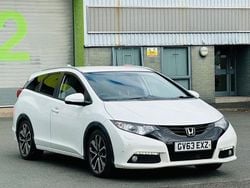 White Used 2014 Honda Civic EX Estate | £2,990 (Good price)