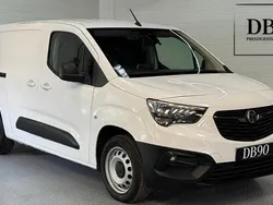 White Used 2021 Vauxhall Combo Edition MPV | £9,995 (Fair price)