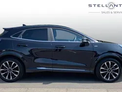 Black Used 2022 Ford Puma Gen-E ST-Line SUV | £18,322 (Fair price)