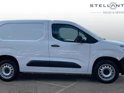 White Used 2023 Citroën Berlingo MPV | £11,995 (Good price)