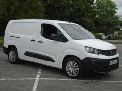 White Used 2020 Peugeot Partner MPV | £6,490 (Fair price)