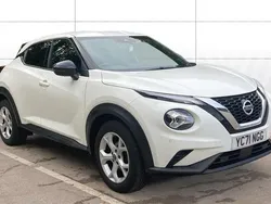 White Used 2021 Nissan Juke N-Connecta SUV | £13,230 (Fair price)