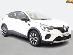 White Used 2024 Renault Captur Evolution SUV | £13,895 (Fair price)