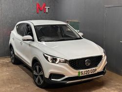 White Used 2020 MG ZS Excite Sedan | £9,490 (Fair price)