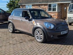 Brown Used 2012 Mini Cooper D Countryman SUV | £5,499 (Fair price)