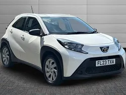 White Used 2023 Toyota Aygo PURE Hatchback | £13,650 (Fair price)
