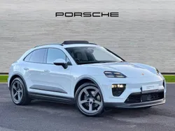 White Used 2025 Porsche Macan 4 Electric SUV | £70,990