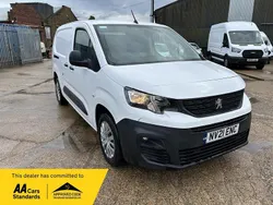White Used 2021 Peugeot Partner MPV | £7,995 (Good price)
