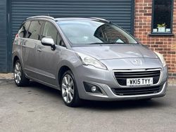 Grey Used 2015 Peugeot 5008 Allure MPV | £2,675 (A bit pricey)