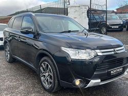 Black Used 2016 Mitsubishi Outlander SUV | £6,995 (Fair price)