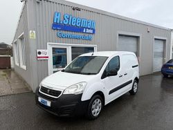 White Used 2017 Peugeot Partner Van | £5,495 (Fair price)