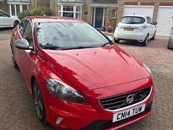 Red Used 2014 Volvo V40 R-Design Estate | £5,999 (Fair price)