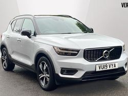 Silver Used 2019 Volvo XC40 R-Design SUV | £24,275 (Expensive)