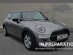 Silver Used 2019 Mini Cooper Classic Hatchback | £10,563 (Fair price)