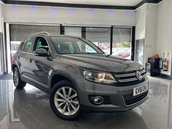 Grey Used 2012 VW Tiguan SE SUV | £8,495 (Fair price)