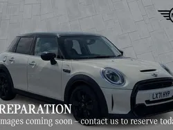White Used 2021 Mini Cooper S Classic Hatchback | £19,995 (Fair price)