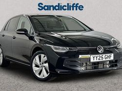 Black Used 2025 VW Golf VIII Match Hatchback | £23,820 (Fair price)
