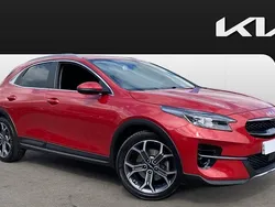 Red Used 2022 Kia XCeed 3 SUV | £16,894 (Fair price)