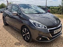 Used 2019 Peugeot 208 S Hatchback | £9,295 (Fair price)