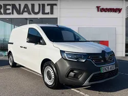 White New 2025 Renault Kangoo MPV | £19,995 (Expensive)